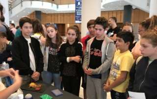Στη γιορτή τής επιστήμης και τής έρευνας