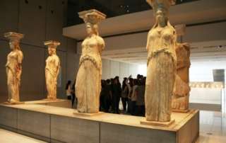 Στην περιοδική έκθεση «εmotions, ένας κόσμος συναισθημάτων»