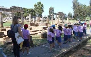 Με τα μάτια στραμμένα στα αρχαία χρόνια