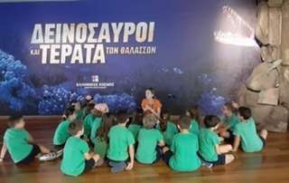 Ελληνικος Κοσμος: "Δεινοσαυροι-και-τερατα-των-Τηαλασσων" 