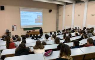 Παρουσίαση τού καθηγητή Δ. Μούρτζη ενόψει τού 8ου Παναρσακειακού Συνεδρίου 