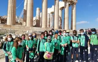 Ένα πρωινό στο ιερό βράχο τής Ακρόπολης