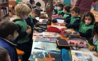 Χριστουγεννιάτικους σελιδοδείκτες στη Βιβλιοθήκη