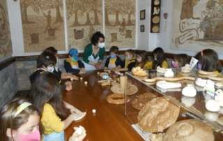 Στο Διαδραστικό Λαογραφικό Μουσείο Βαρνάβα