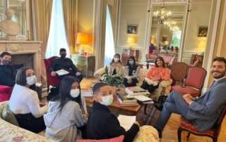 Επίσκεψη μαθητών της λέσχης MUN του A΄ Aρσακείου Γυμνασίου Ψυχικού στην Ιταλική Πρεσβεία