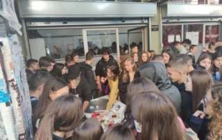 Προσφορά των μαθητών τής Γ΄τάξης στην Κοινωνική Κουζίνα «Ο άλλος άνθρωπος»