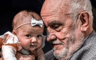 Σπουδαίοι άγνωστοι… Τζέιμς Χάρισον: Ο άνθρωπος με το «χρυσό χέρι» που έχει σώσει πάνω από 2 εκατομμύρια μωρά!