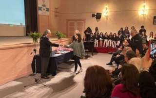 Βράβευση τής νικήτριας τού Σχολείου μας στον Αρσάκειο Διαγωνισμό Ορθογραφίας