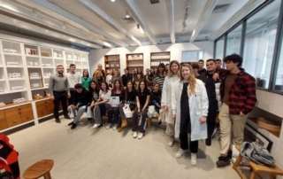 Επίσκεψη τελειοφοίτων στο εργοστάσιο καλλυντικών "KORRES"