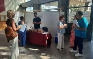 Πρώτη γνωριμία με μαθητές, γονείς και εκπροσώπους τής εταιρείας  σίτισης τού Σχολείου