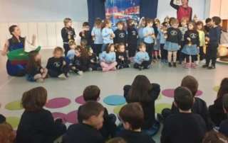 «Ένα καραβάκι φορτωμένο Χριστούγεννα»