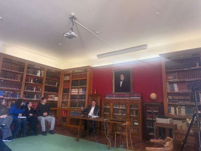 Συνέντευξη από τον δημοσιογράφο κ. Γιώργο Καραμέρο