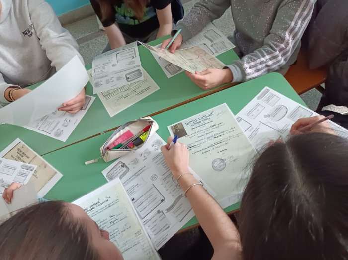 Ιστορικοί μελετητές για δυο ώρες...