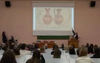 Εγκαινιάστηκε η Επιγραφική Συλλογή των Αρσακείων