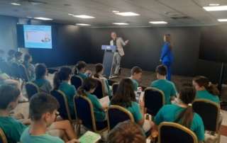 Εκπαιδευτικό πρόγραμμα "Yes Tour to Schools"